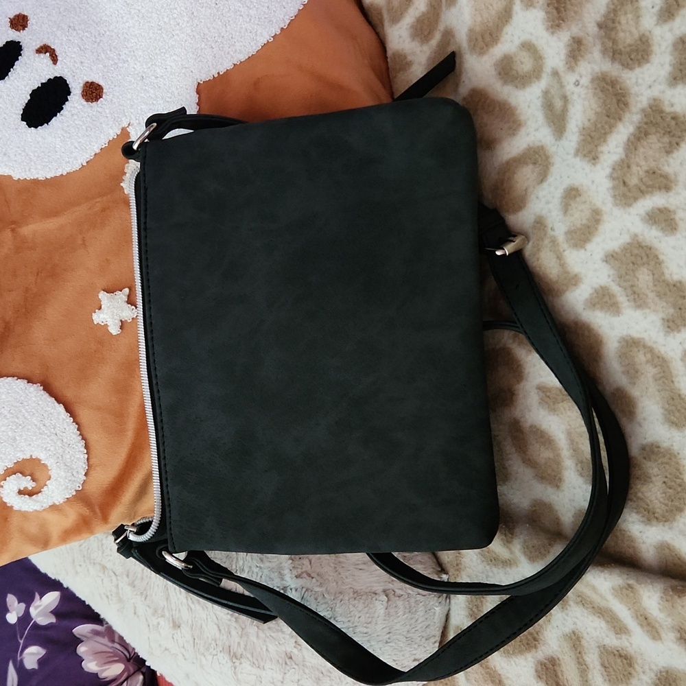 KENNETH COLE CROSSBODY - Picture 5 of 5